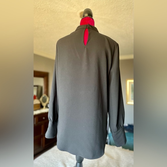 Zara Elegant Black Choker Cut Out Top Long Sleeve V-Neck Top NWT - Picture 13 of 13